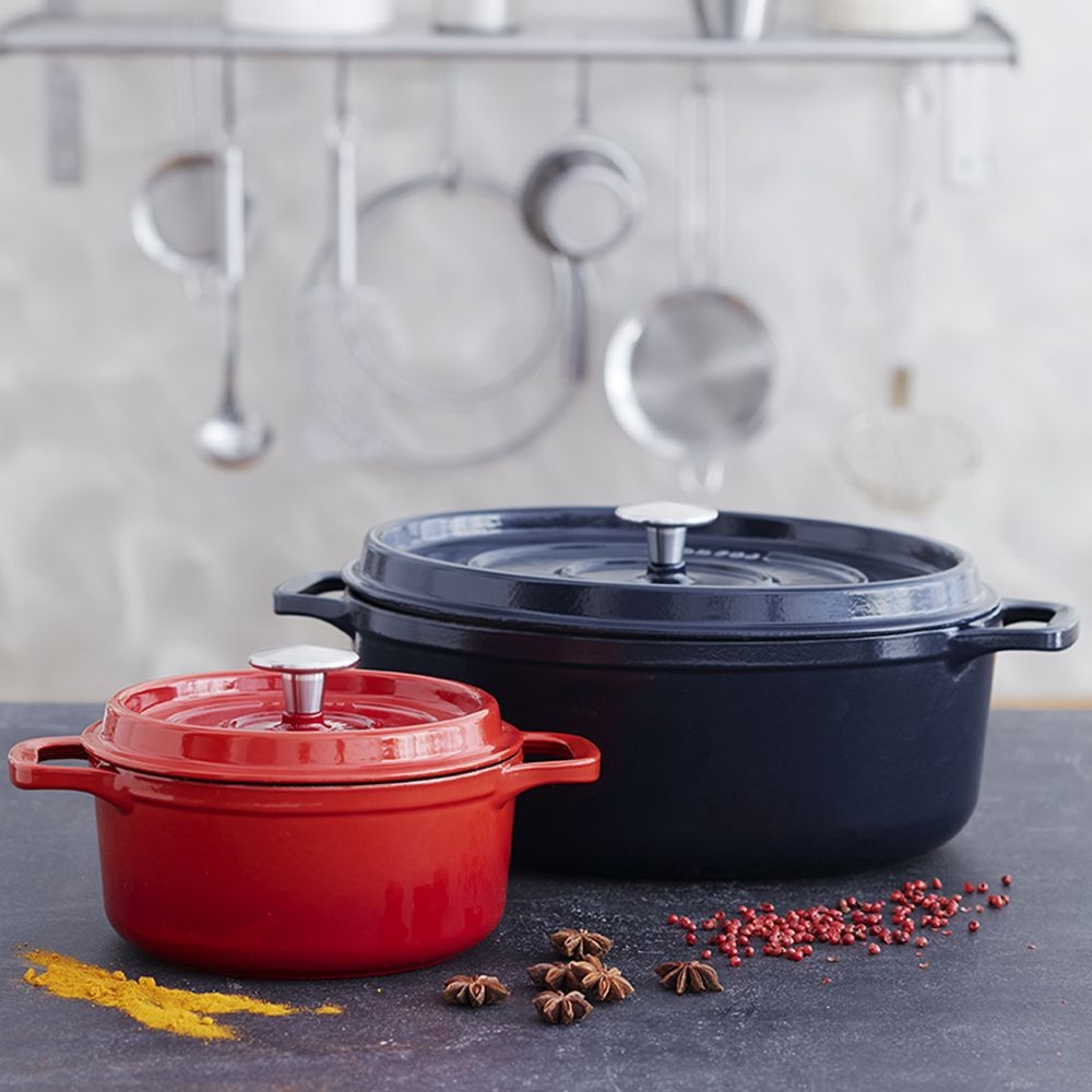 Invicta - Oval Casserole - Cast Iron - Red