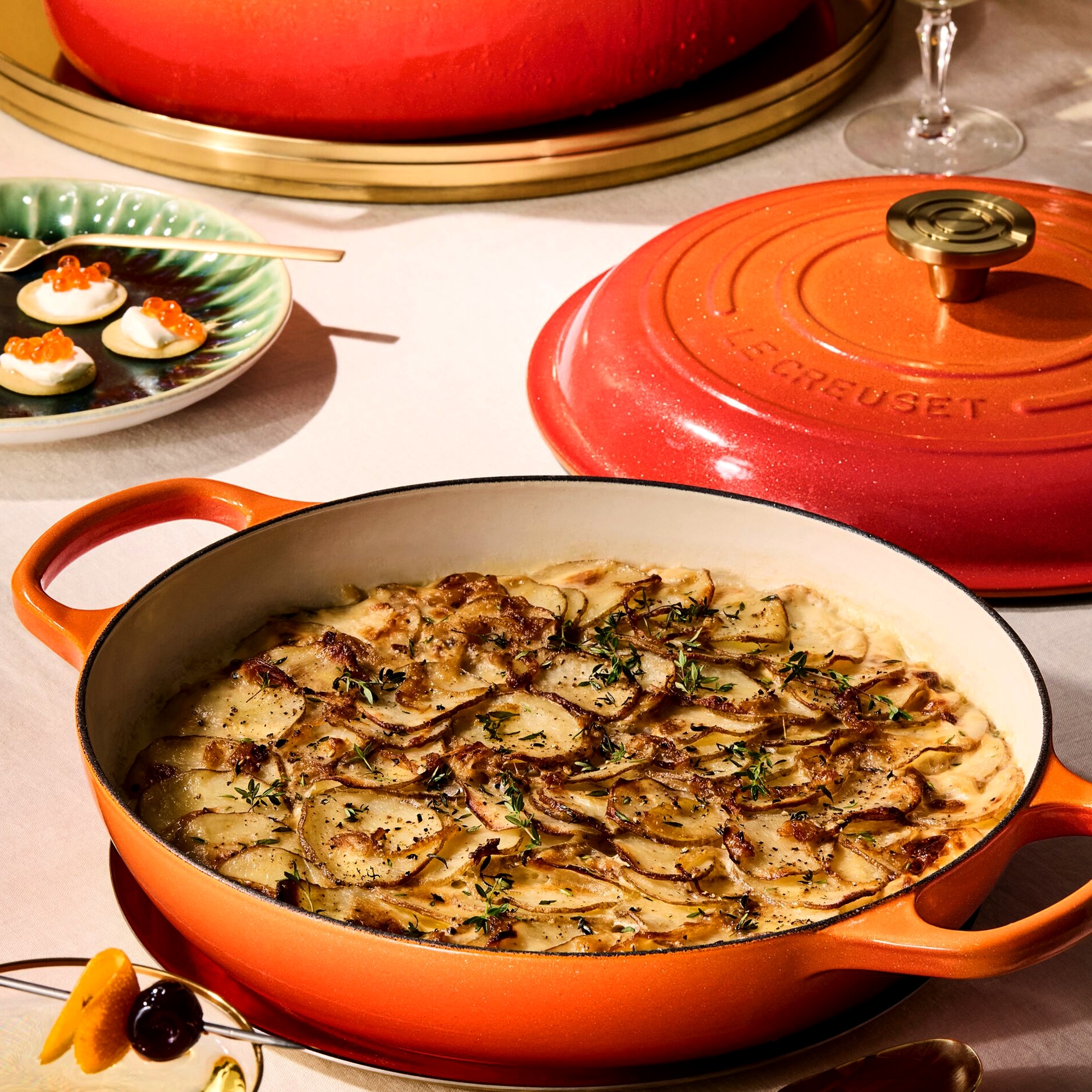 Le Creuset - Signature Gourmet-Profitopf 30 cm - FLAMME DORÉE Le Creuset - Signature Gourmet-Profitopf 30 cm - FLAMME DORÉE