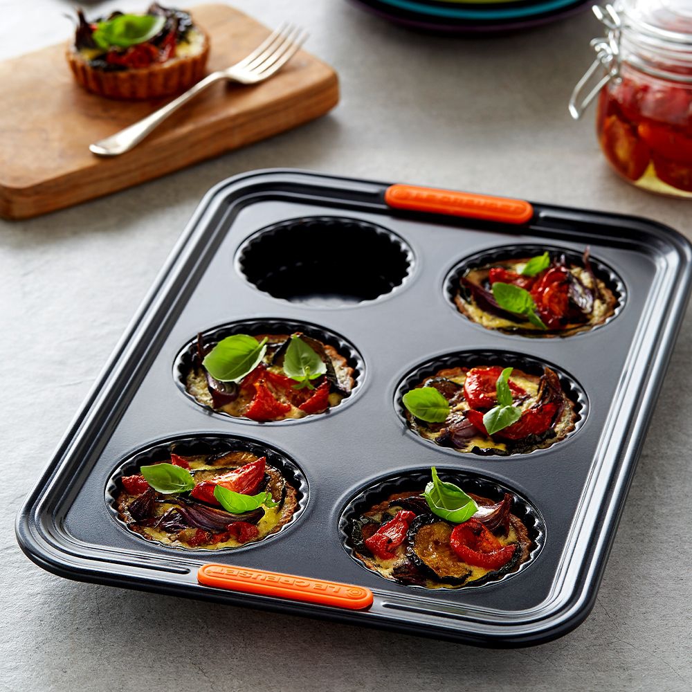 Le Creuset - Fluted Tart Tin Tray 6 Cup