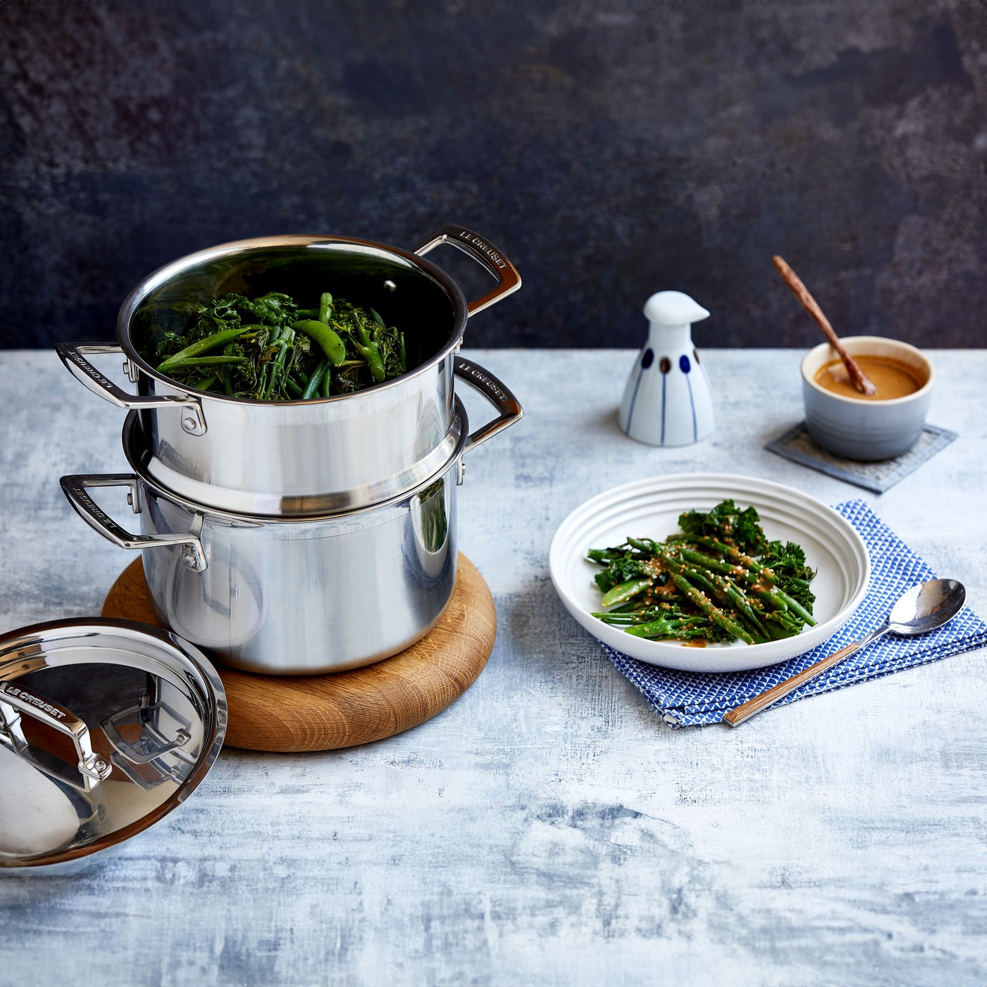 Le Creuset - Deep Casserole 20 cm / 8,7" - 4,0 L with Steamer Le Creuset - Deep Casserole 20 cm / 8,7" - 4,0 L with Steamer