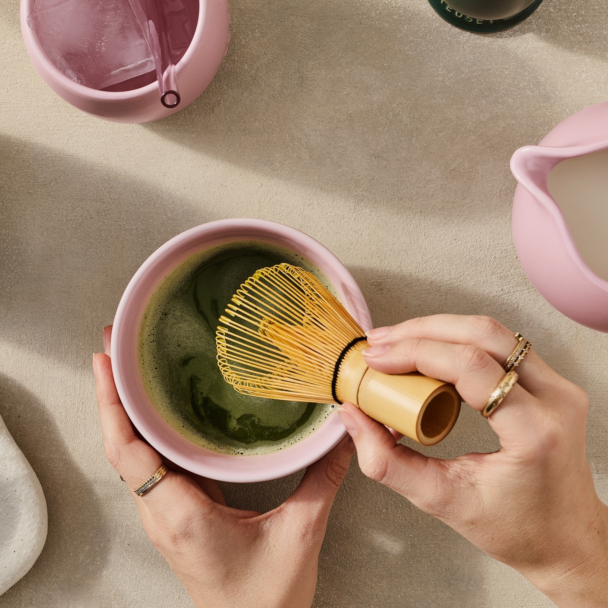Le Creuset - 2er-Set Matcha-Besen mit Halter | Serenity