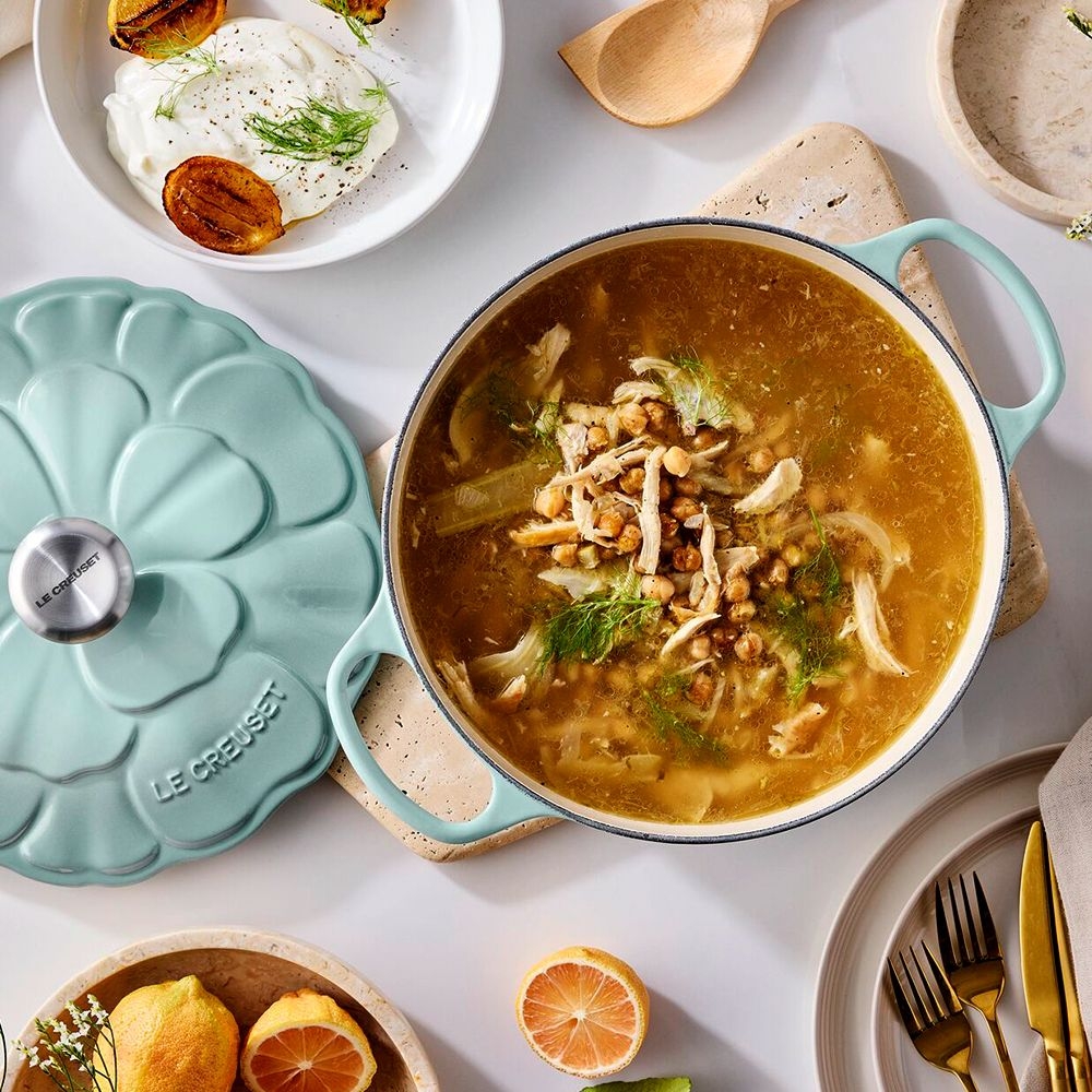 Le Creuset - Round Casserole Flower | 26 cm