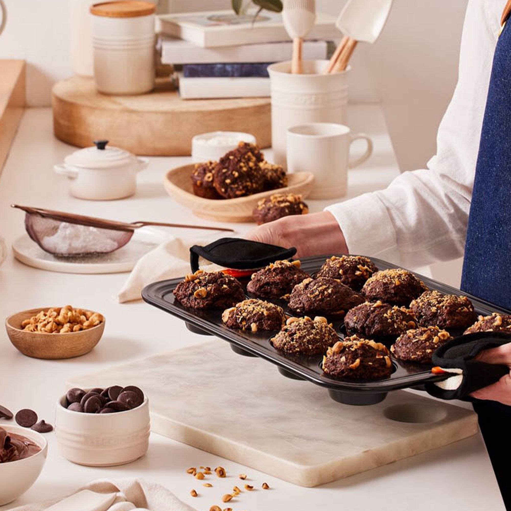 Le Creuset 12-cup Christmas tin with fresh bakes