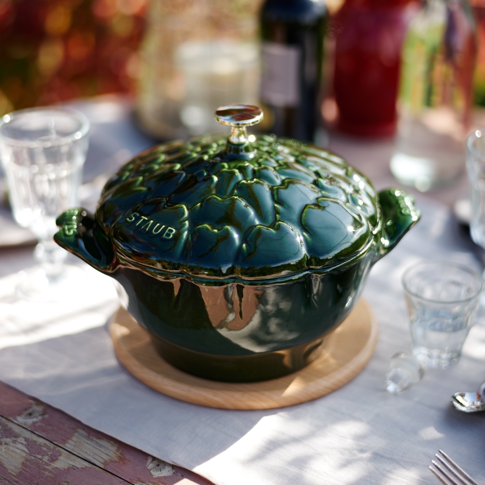 STAUB - Cocotte Artichoke | 22 cm | basil green STAUB - Cocotte Artichoke | 22 cm | basil green