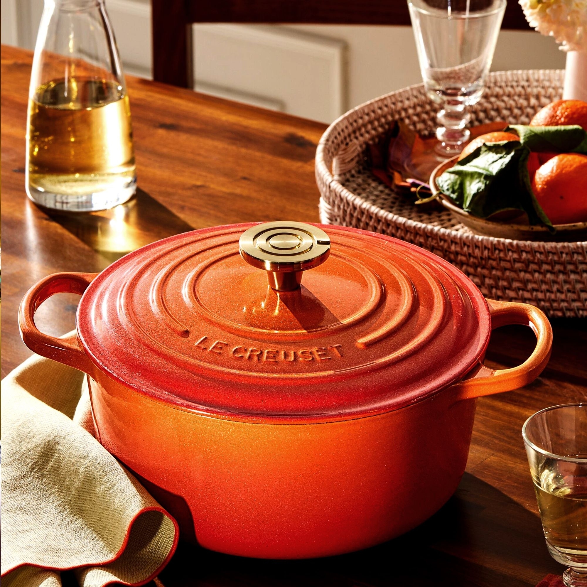 Le Creuset - Hellgoldfarbener Crucible Deckelknopf