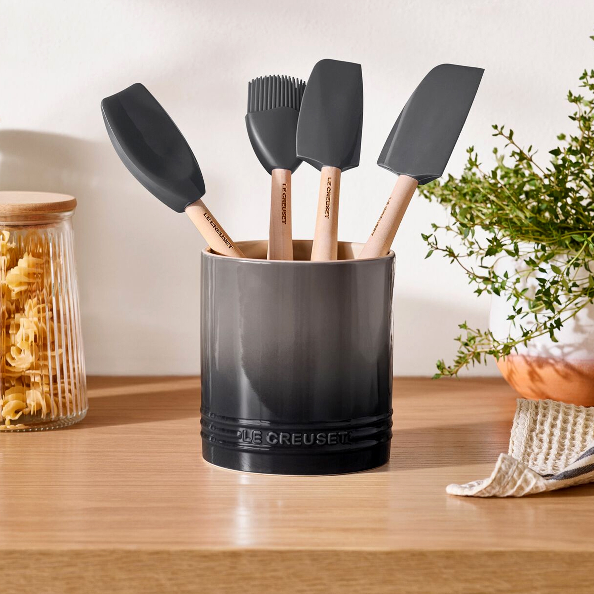 Le Creuset - Topf für Kochkellen Signature 1,1 L