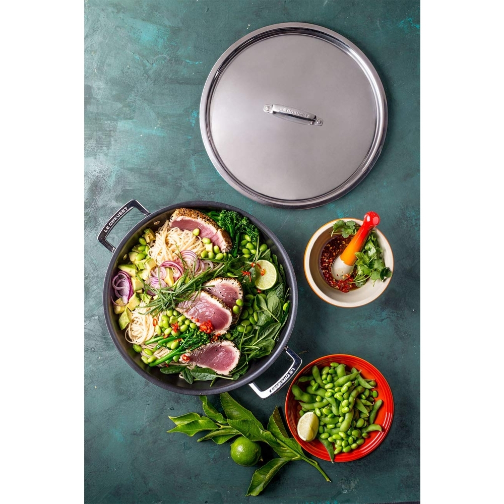 Le Creuset - 3-ply Profipfanne antihaft 30 cm Le Creuset - 3-ply Profipfanne antihaft 30 cm