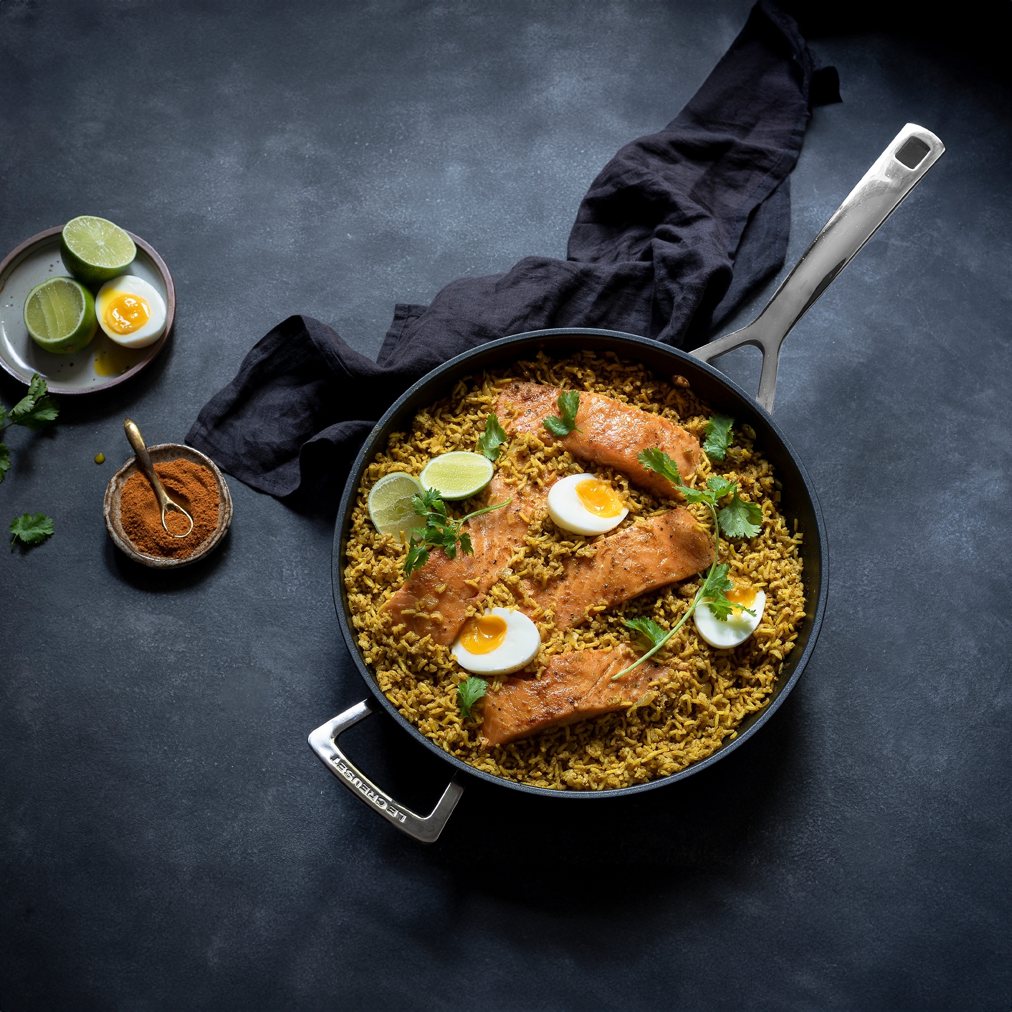 Le Creuset - WOK Pan 30 cm - Essential Non-Stick Ceramic Le Creuset - WOK Pan 30 cm - Essential Non-Stick Ceramic