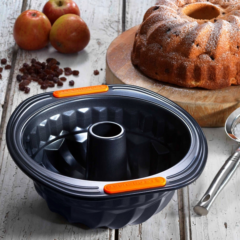 Le Creuset - Gugelhupfform 22 cm Le Creuset - Gugelhupfform 22 cm