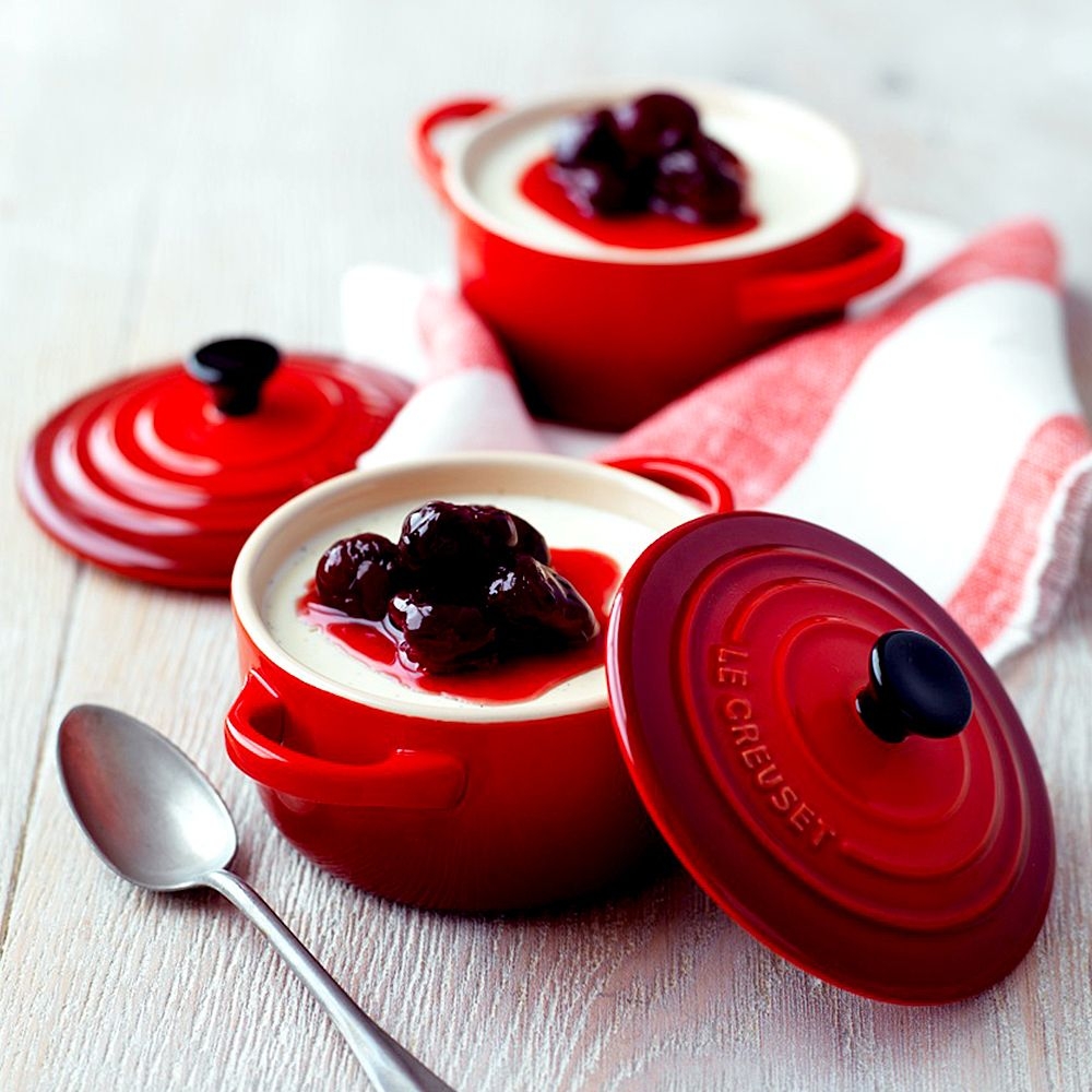 Le Creuset - Set of 4 Petite Casseroles