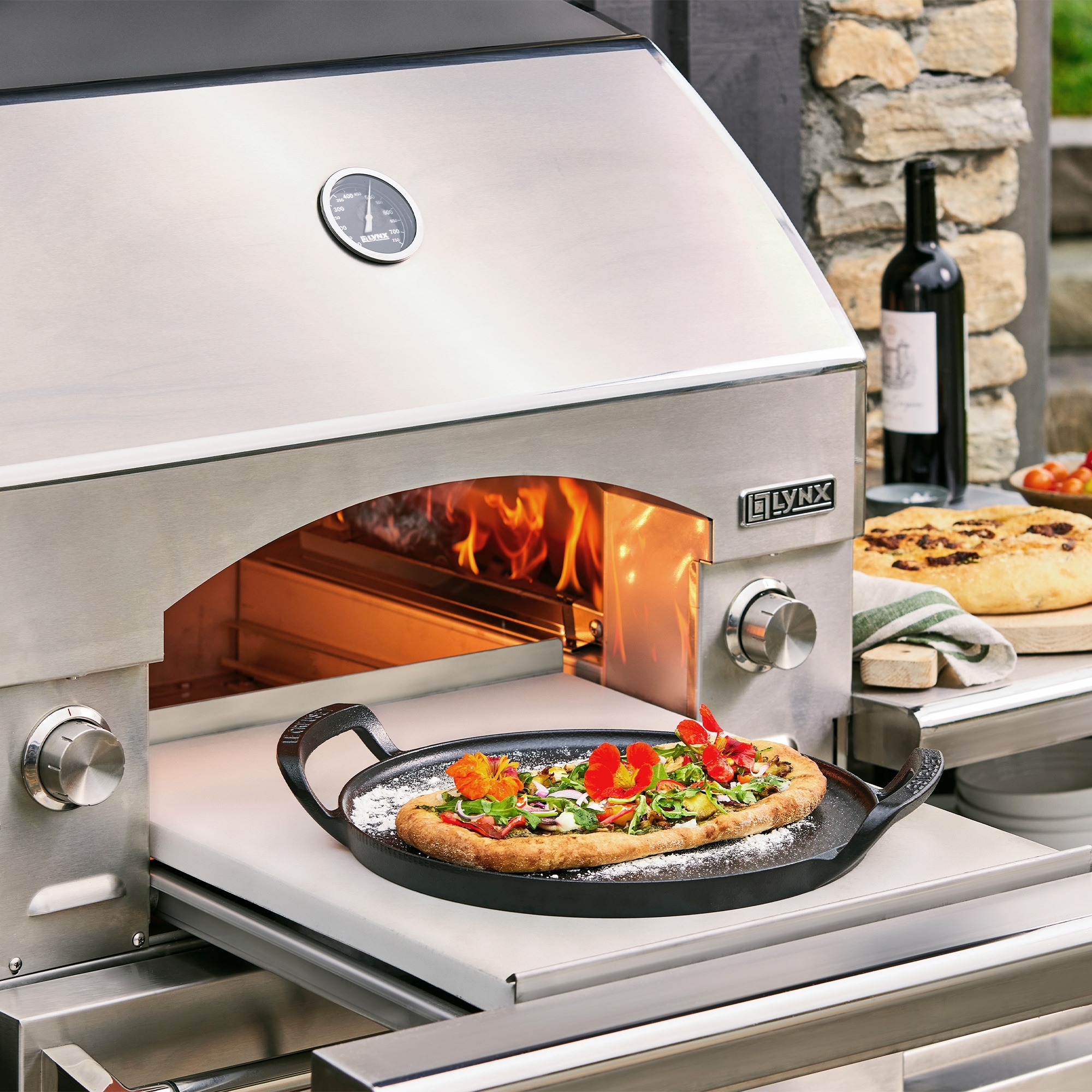 Le Creuset Pizza pan round 35 cm black matt BBQ Outdoor