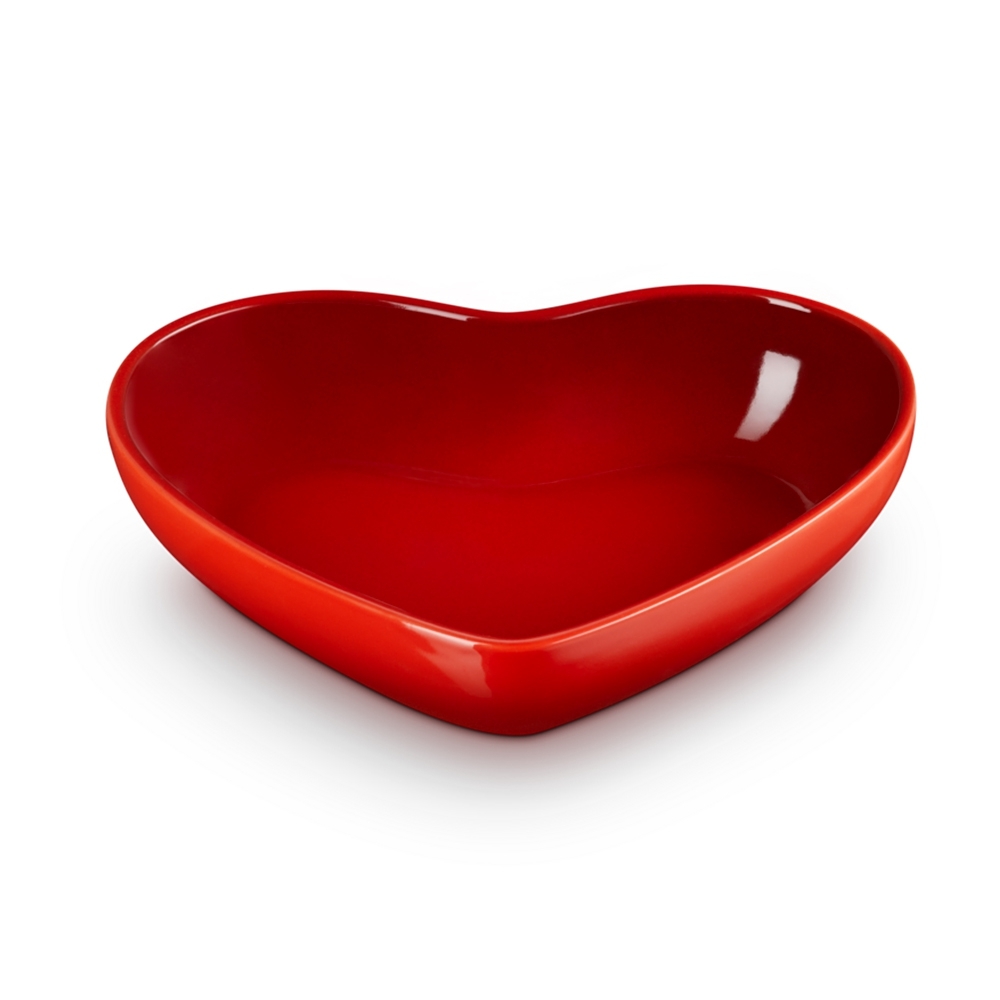 Le Creuset - Heart Shaped Serving Bowl 30 cm Le Creuset - Heart Shaped Serving Bowl 30 cm