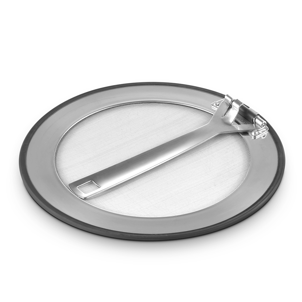 Le Creuset - Splatter Guard available in 2 Sizes Le Creuset - Splatter Guard available in 2 Sizes