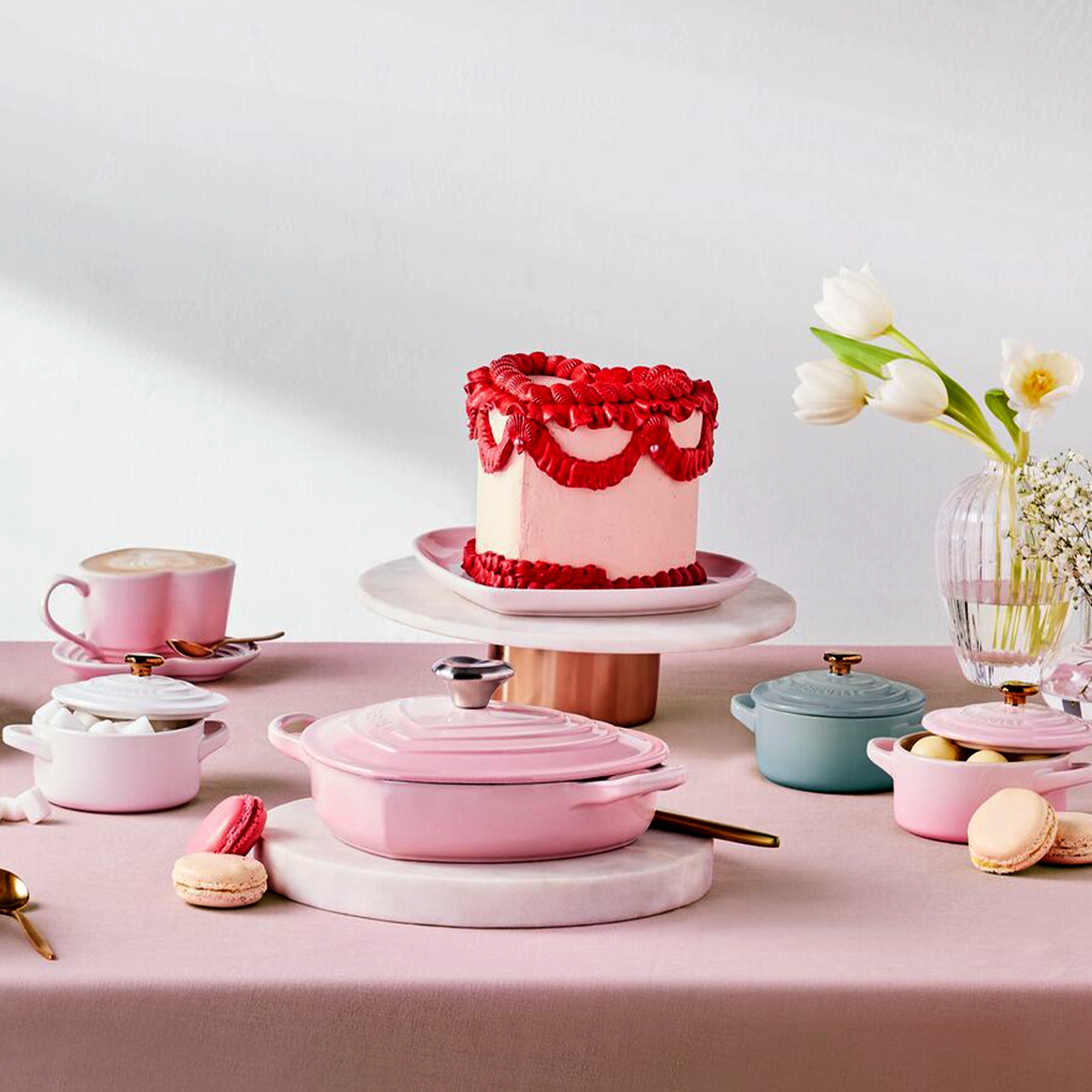Le Creuset - 2er-Set Herzbecher mit Untertassen 200 ml - Heart Collection