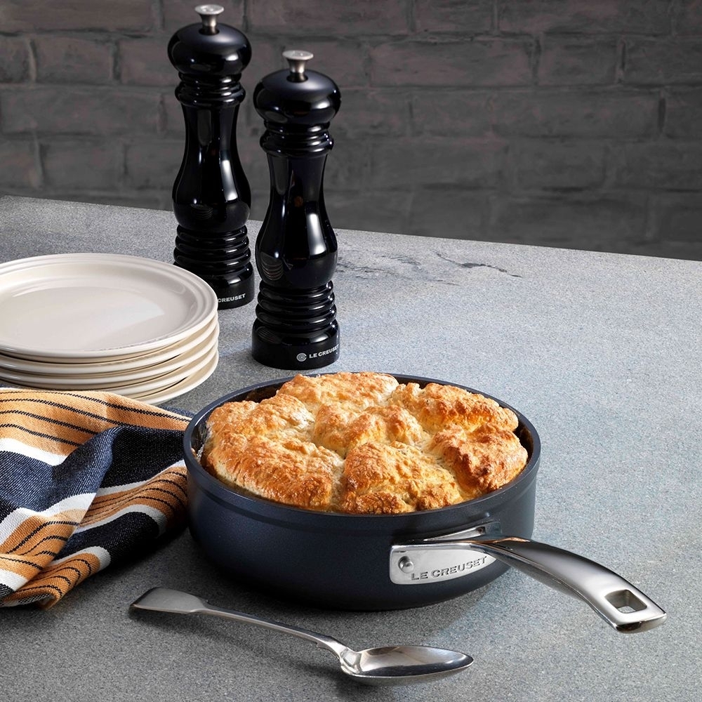 Le Creuset - Aluminium Sauté Pfanne - Antihaft Le Creuset - Aluminium Sauté Pfanne - Antihaft