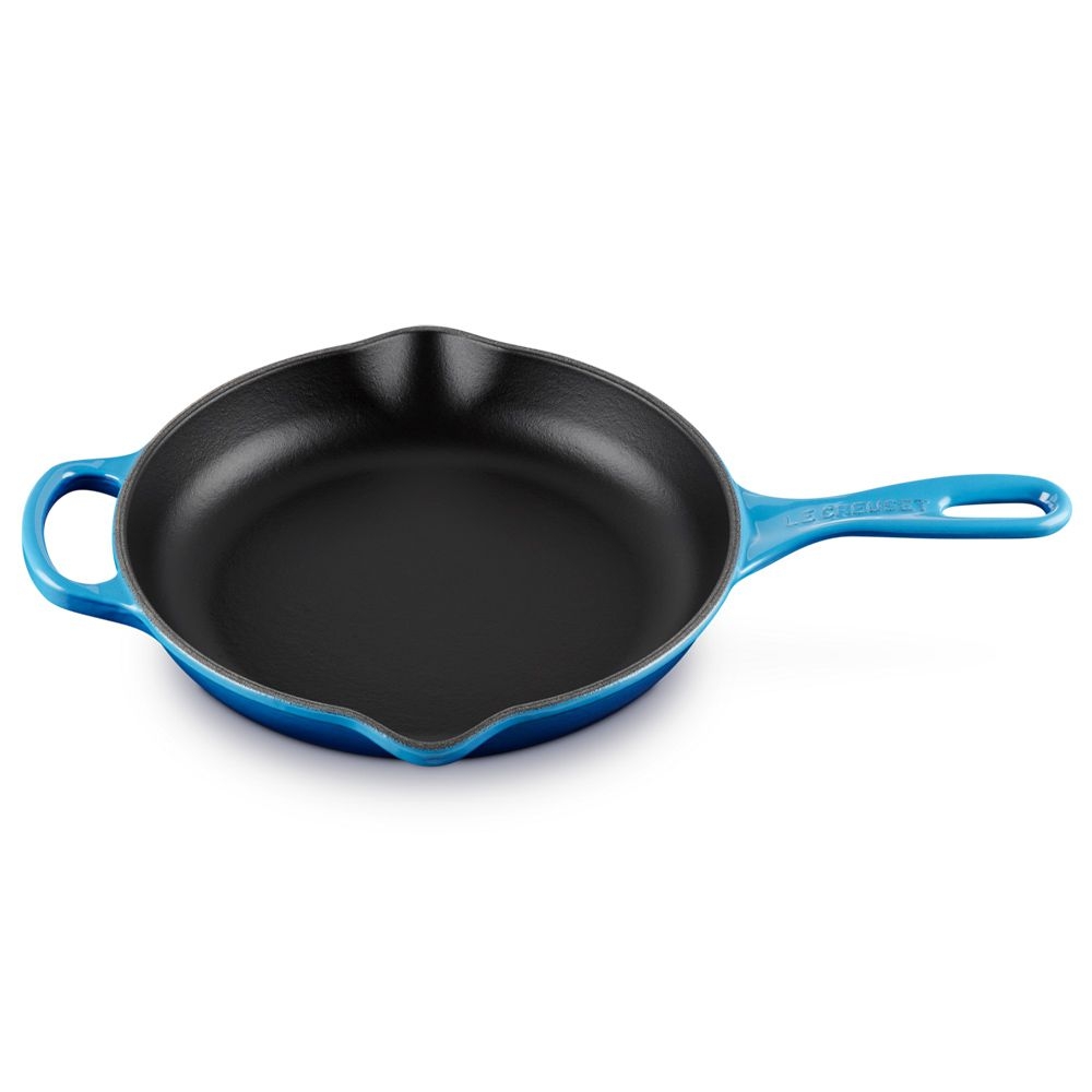 Le Creuset - Signature Cast Iron Skillet Le Creuset - Signature Cast Iron Skillet