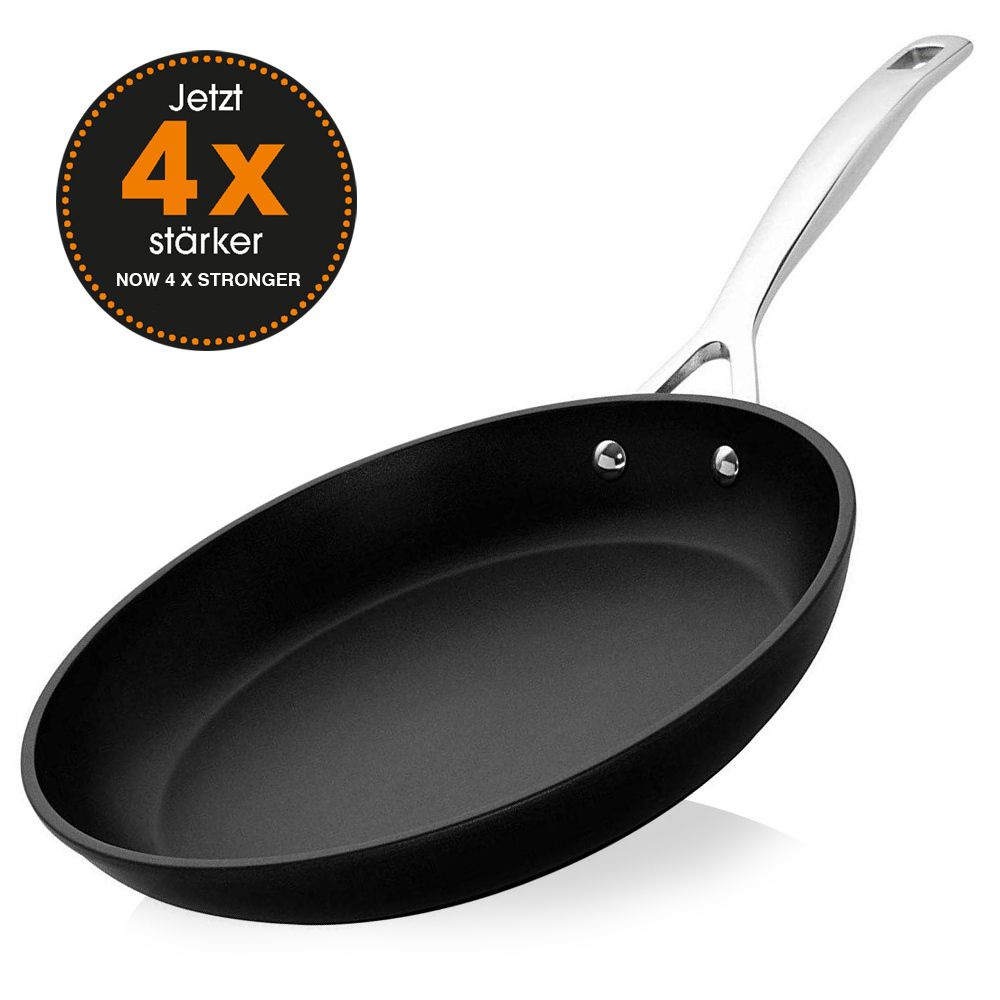 Le Creuset - Aluminum non-stick pans set - 24/ 28 cm Le Creuset - Aluminum non-stick pans set - 24/ 28 cm