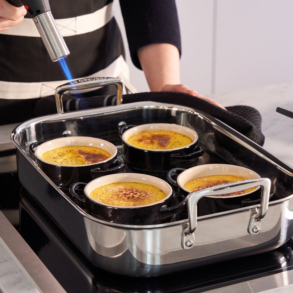 Le Creuset - 3-ply Roasting Pan - 5 L Le Creuset - 3-ply Roasting Pan - 5 L