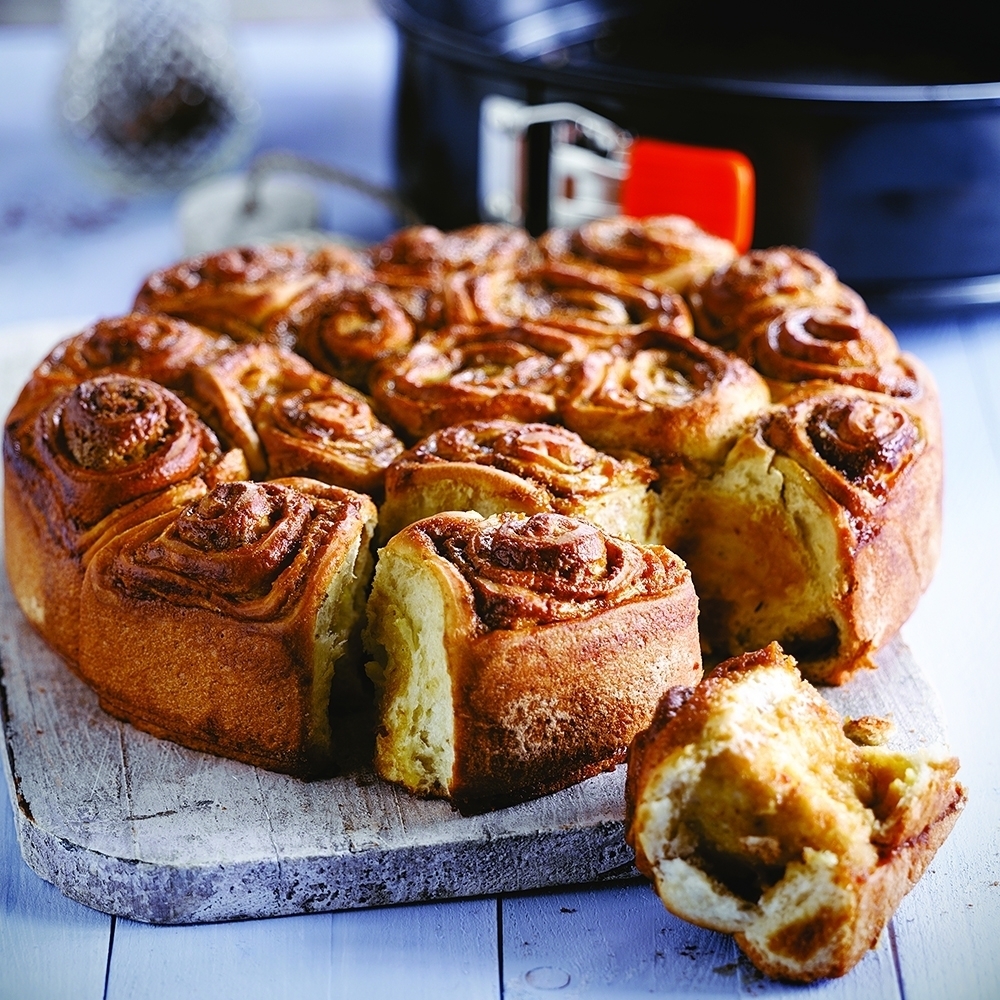 Le Creuset - Springform Round - In 4 Sizes Le Creuset - Springform Round - In 4 Sizes